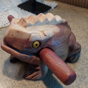 Wooden Percussion Croaking Frog